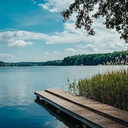 Ferienzimmer Direkt Am See Priepert Esterno foto