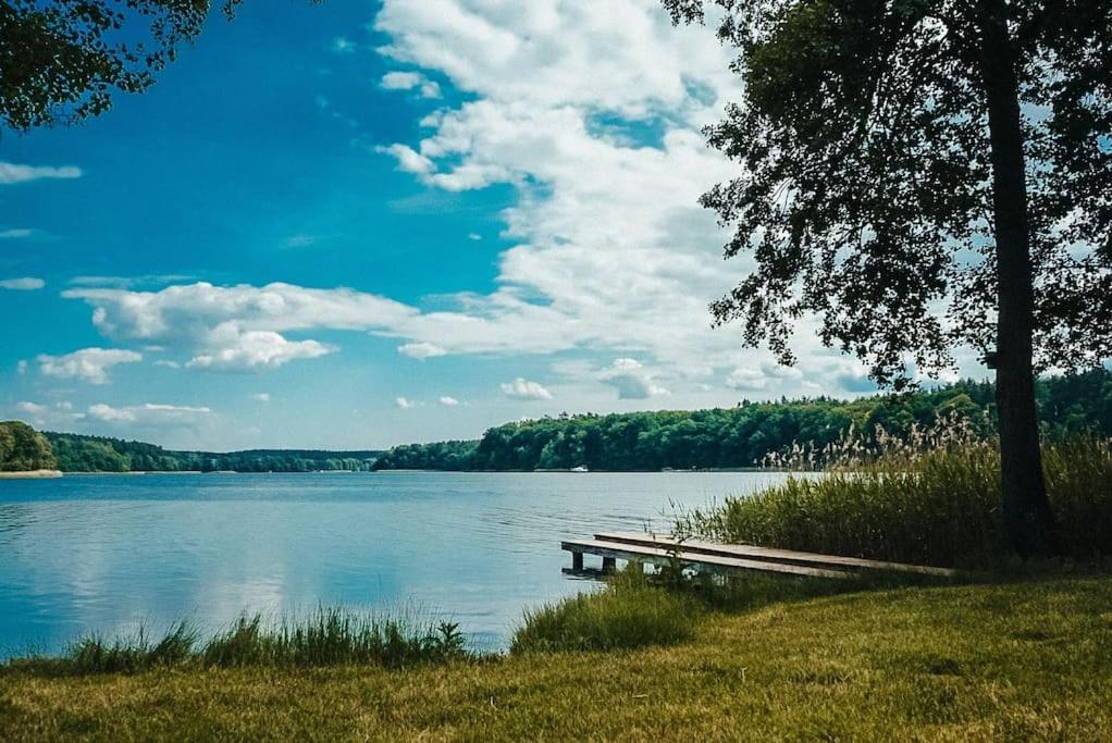 Ferienzimmer Direkt Am See Priepert Esterno foto