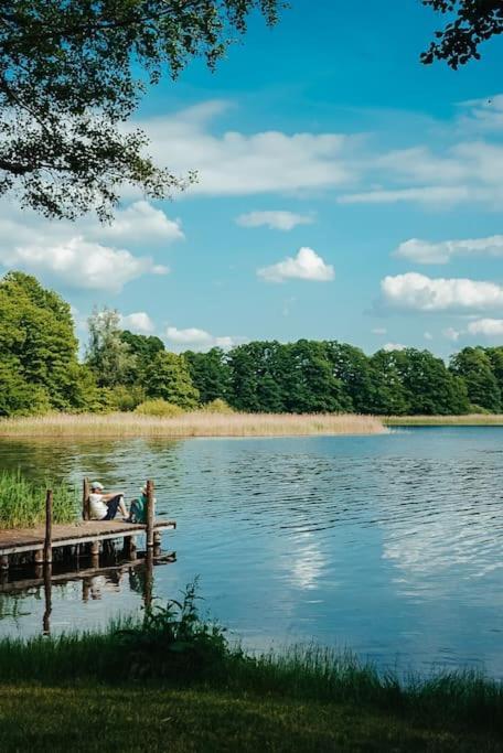 Ferienzimmer Direkt Am See Priepert Esterno foto