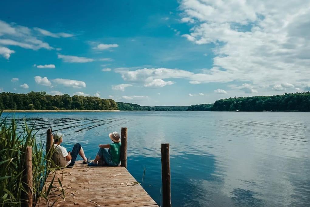 Ferienzimmer Direkt Am See Priepert Esterno foto